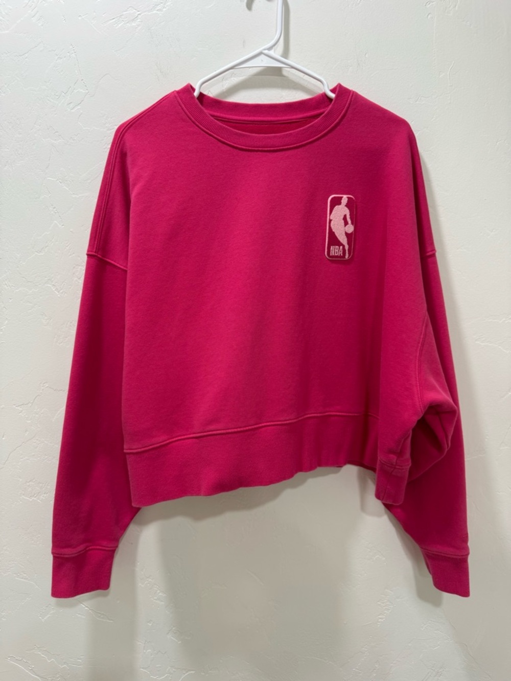 Pro Standard NBA Hot Pink Crewneck Sweatshirt Women's Medium Cropped
